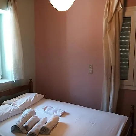 Spacious Traditional Lejlighed Neochori (Lefkada)